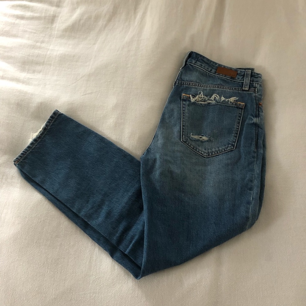 A&F girlfriend Jean